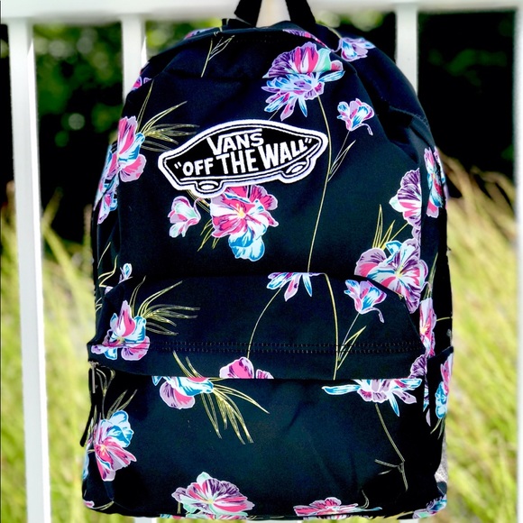 1 Left 5⭐️Rated NWT Vans Black Floral Backpack - Picture 3 of 8